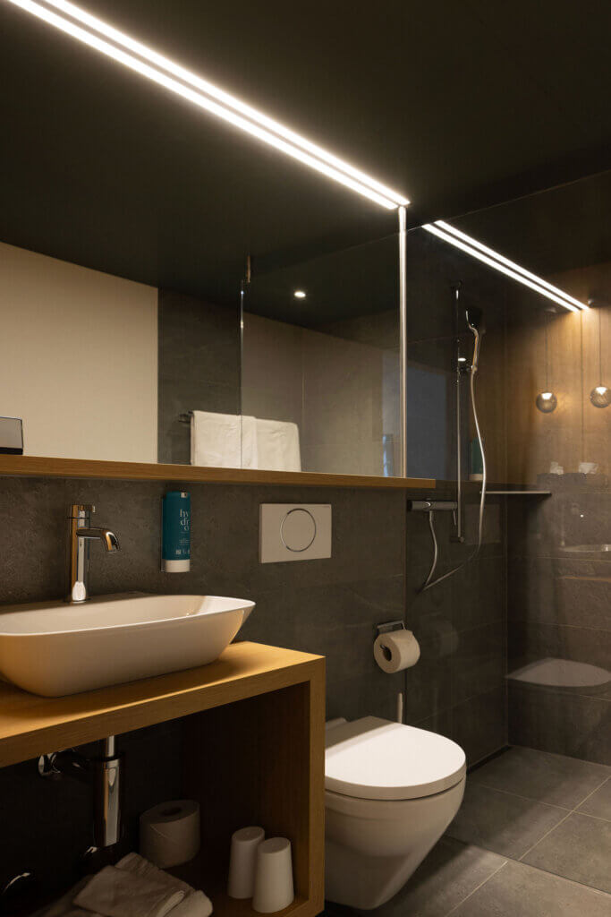 _AZ_8906_hotel_hari_musterzimmer_130325