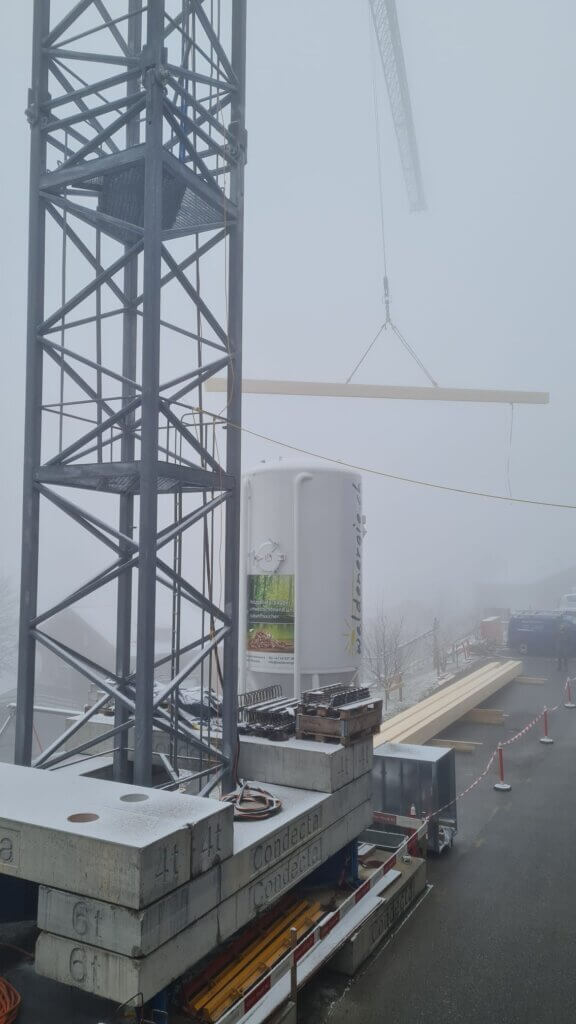 WhatsApp Image 2025-03-17 at 17.55.25