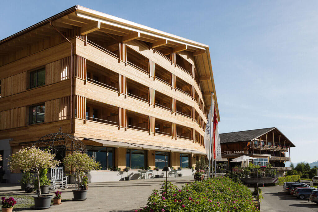 _AZ_6612_hotel_hari_aussenaufnahme_250625