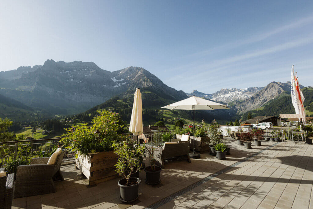 _AZ_6630_hotel_hari_aussenaufnahme_250625