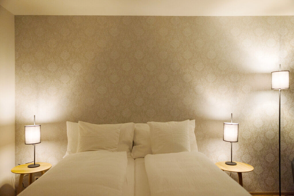 _AZ_1754_hotel_hari_zimmer_100725