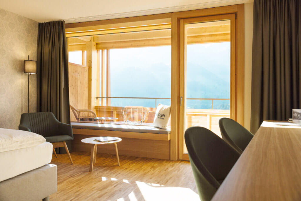_AZ_8254_hotel_hari_zimmer_100725