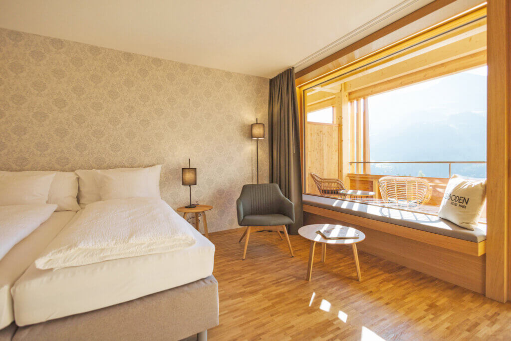 _AZ_8729_hotel_hari_zimmer_100725