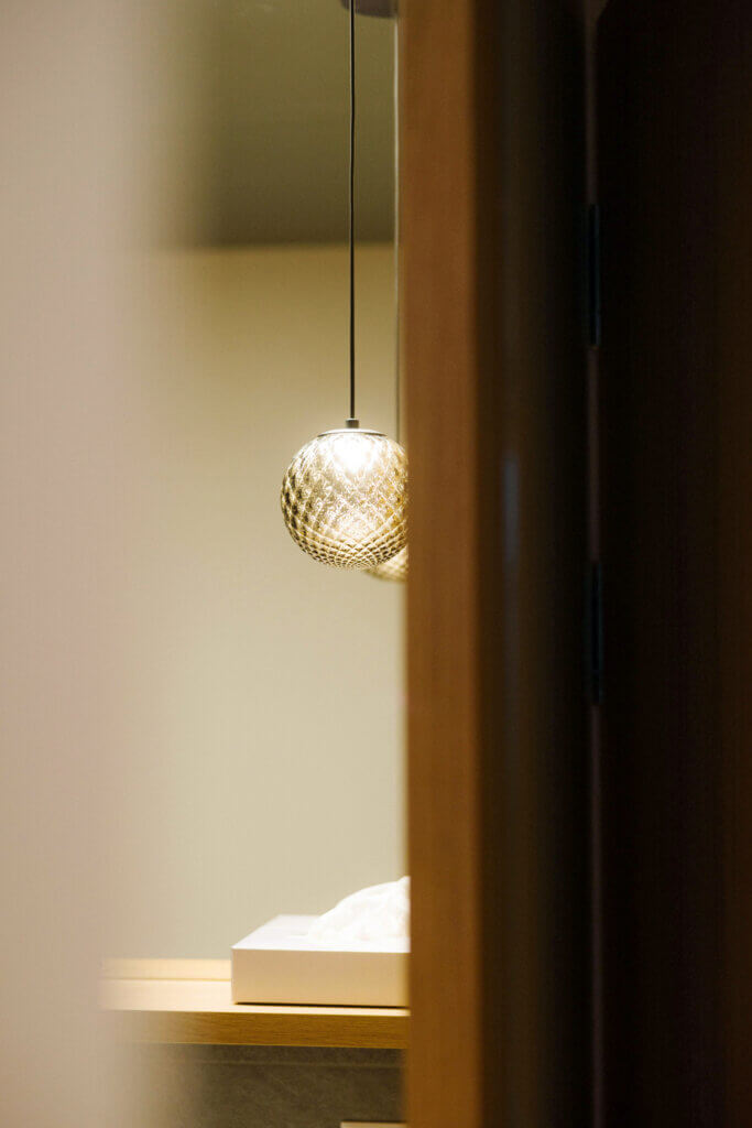 _AZ_9654_hotel_hari_zimmer_100725